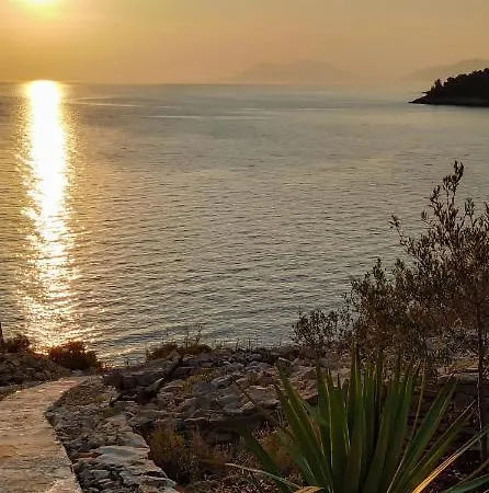 Ferienhaus House On Punta Vela Luka